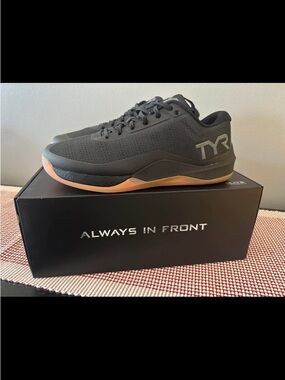 TYR Men's Black Athletic Shoes with Gum Sole